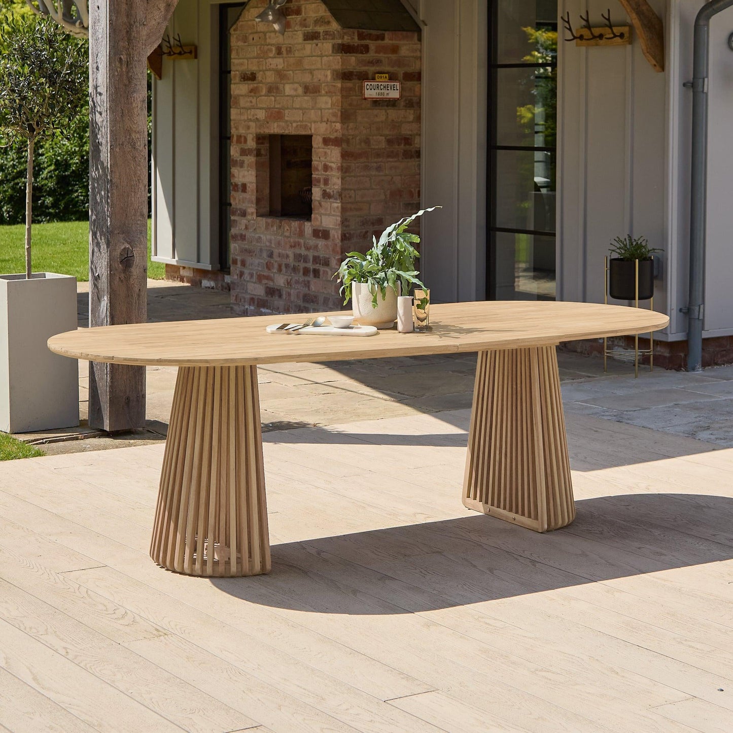 Willow 8 Seater White Acacia Oval Garden Dining Set with Cove Pink Rope Chairs