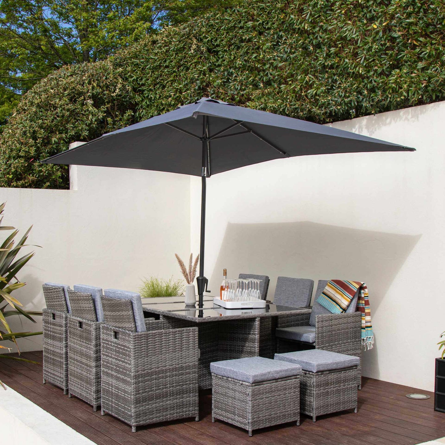 10 Seater Rattan Cube Garden Dining Set With Parasol - Grey Weave - Laura James