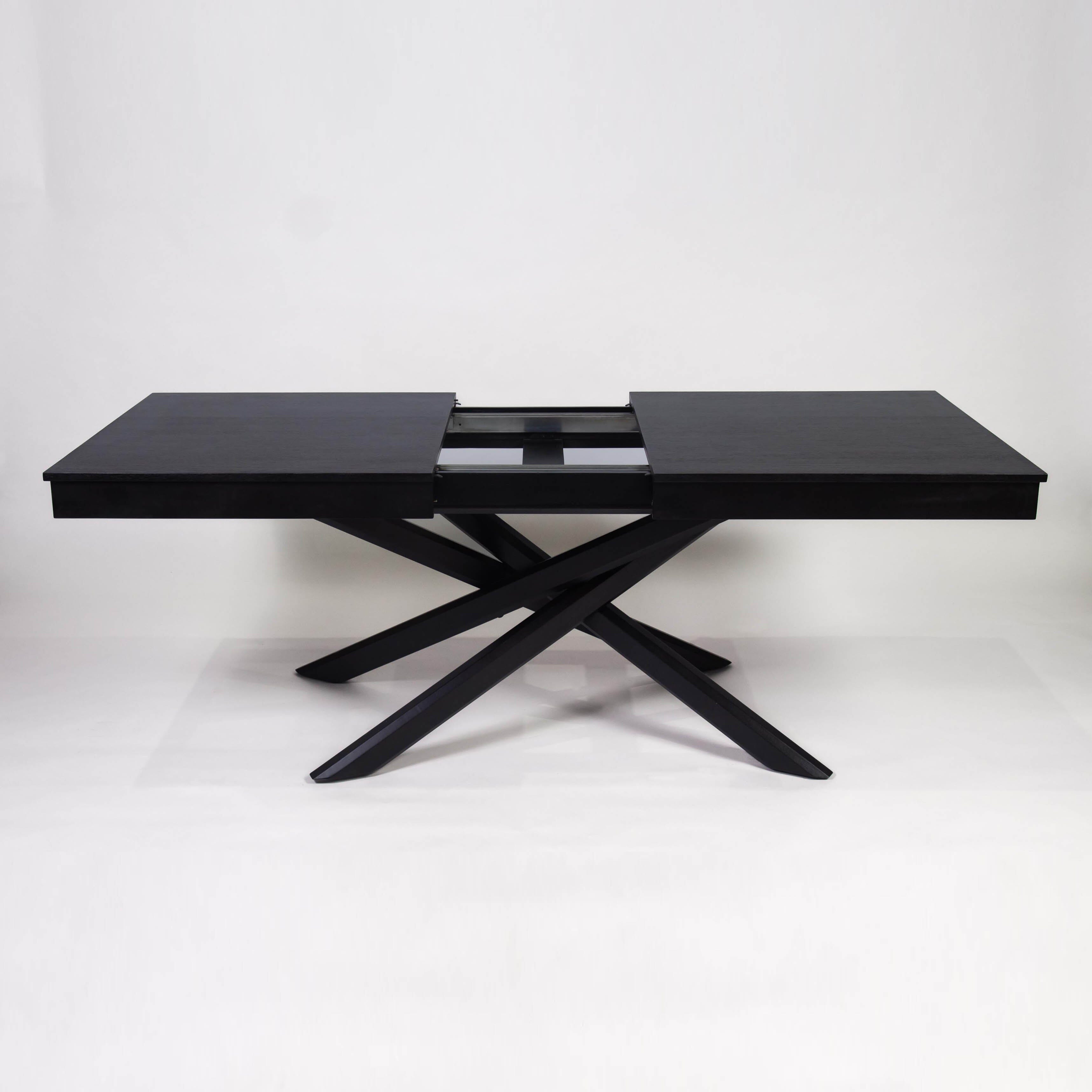 Oscuro black deals extendable dining table