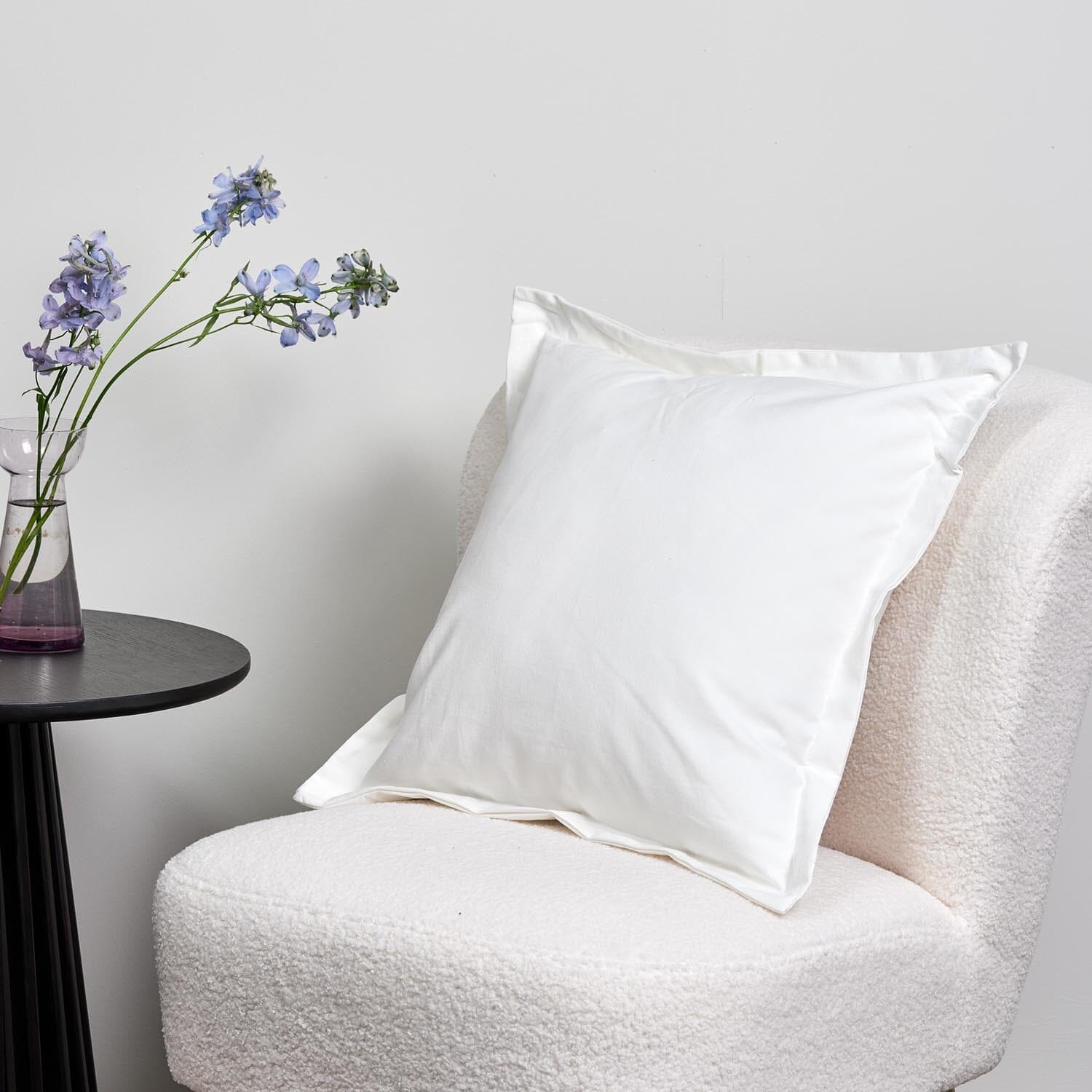 Oxford white cotton cushion cover - Laura James