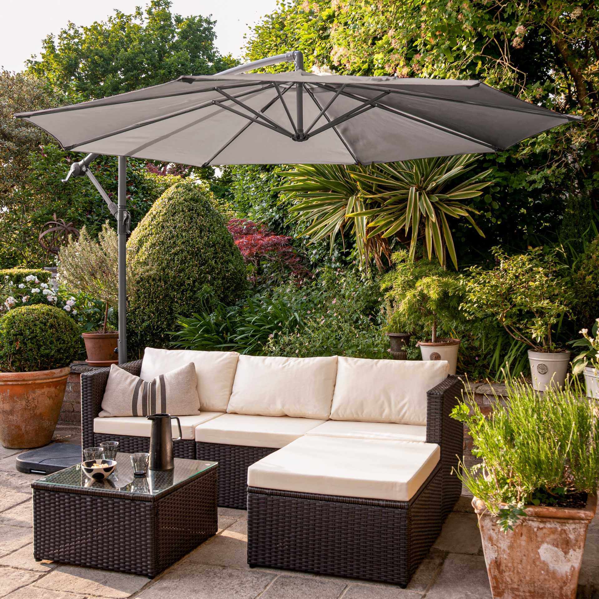 Weston 4 Seater Rattan Corner Sofa Set with Lean Over Parasol and Base - Brown Weave